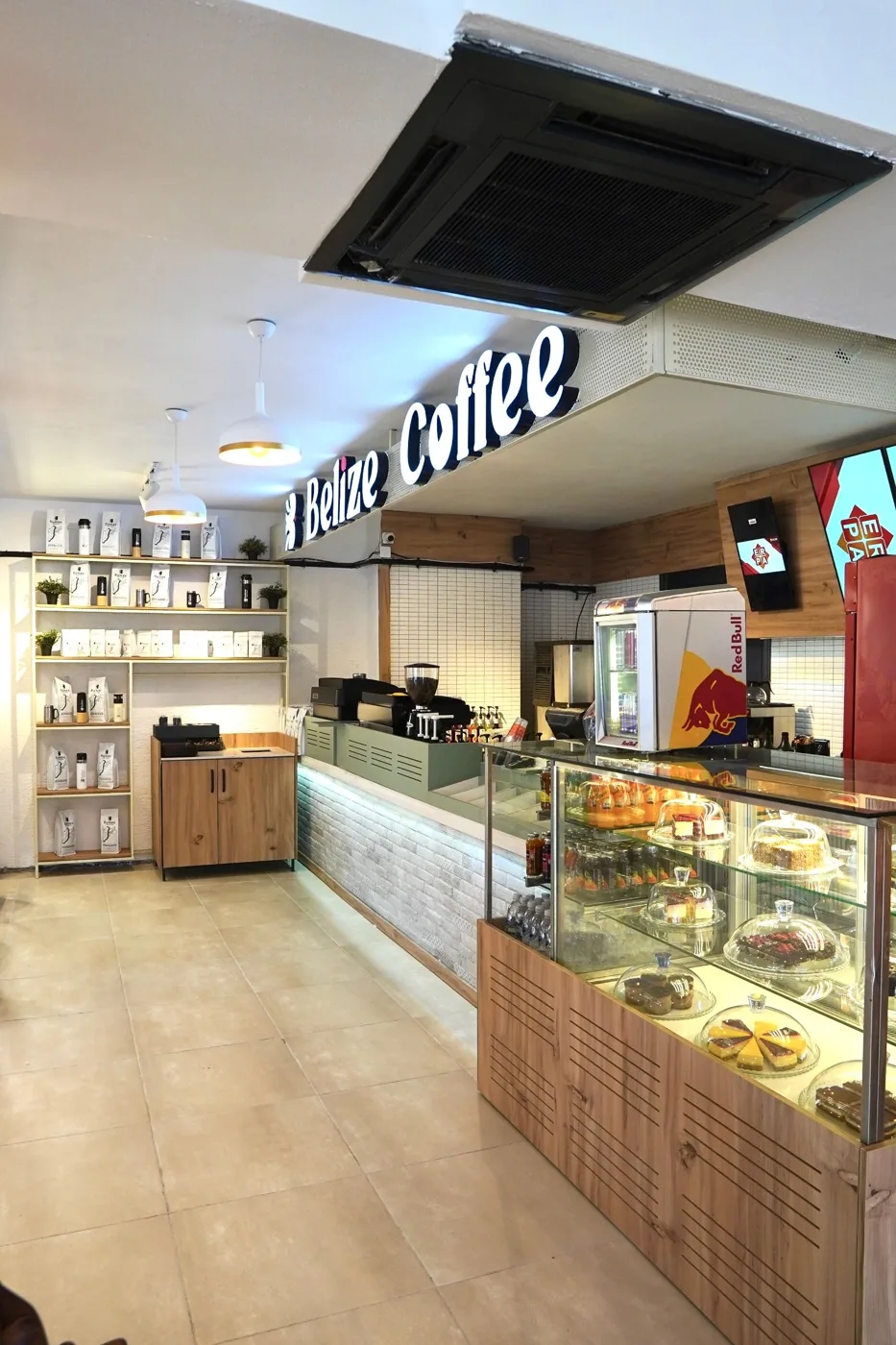 Kafe iç mekânı, temsilî fotoğraf
